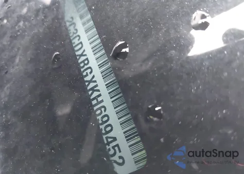 2019 Dodge Charger Sxt Rwd z USA, uszkodzony, nr VIN 2C3CDXBGXKH699452